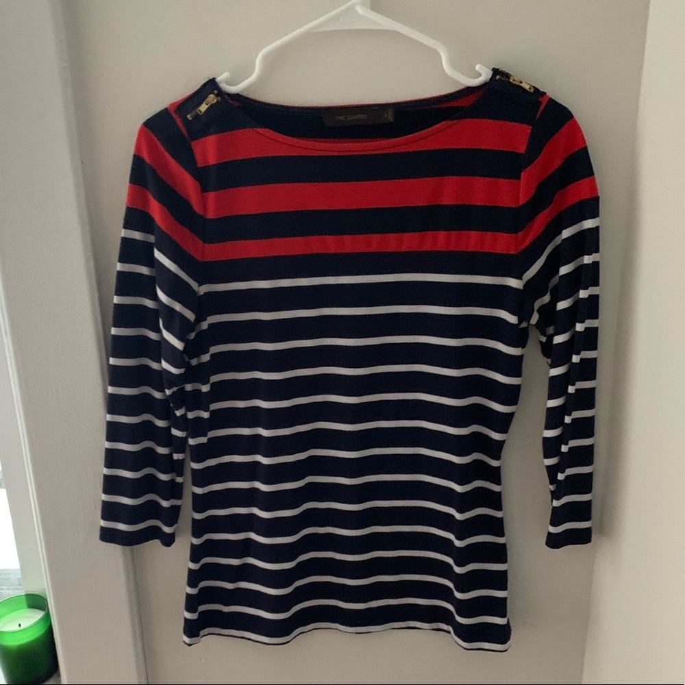 The Limited women’s three-quarter sleeves top. Size small